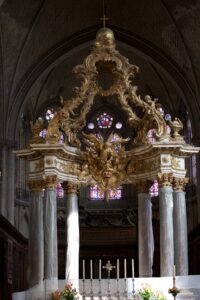 Angers - Cathédrale Saint-Maurice - Baldaquin du maître-autel | Djeff-op.com